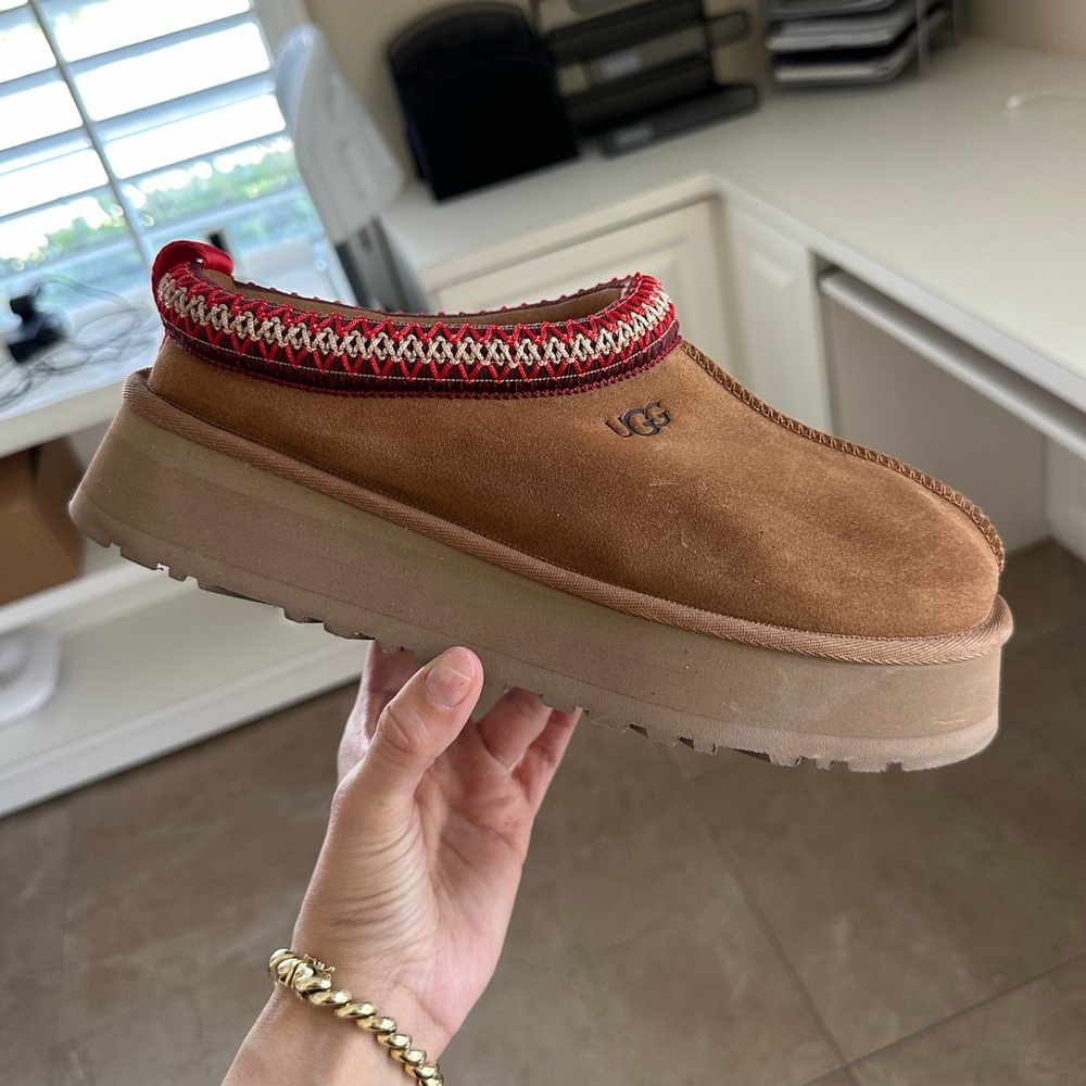 UGG Tazz II